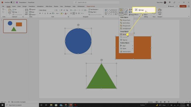 Cách nhóm đối tượng (Group Objects) trong PowerPoint