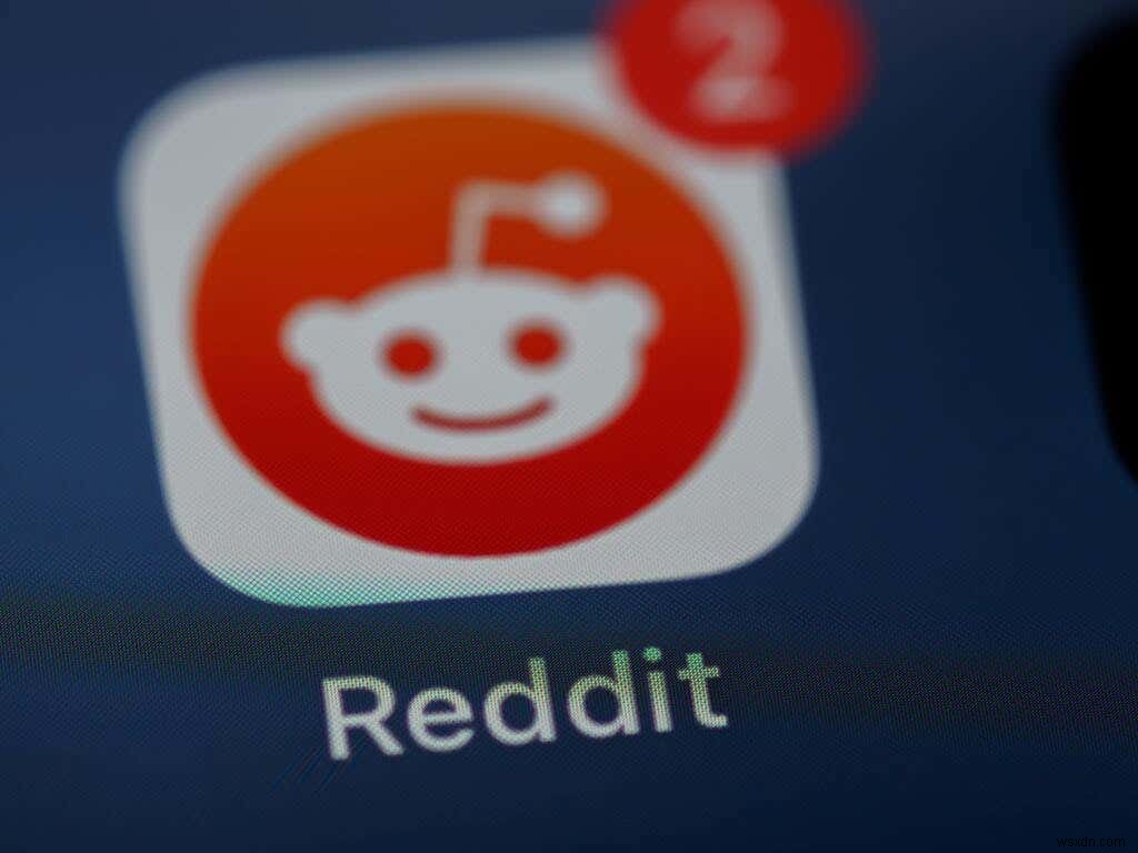 Cách báo cáo một Subreddit