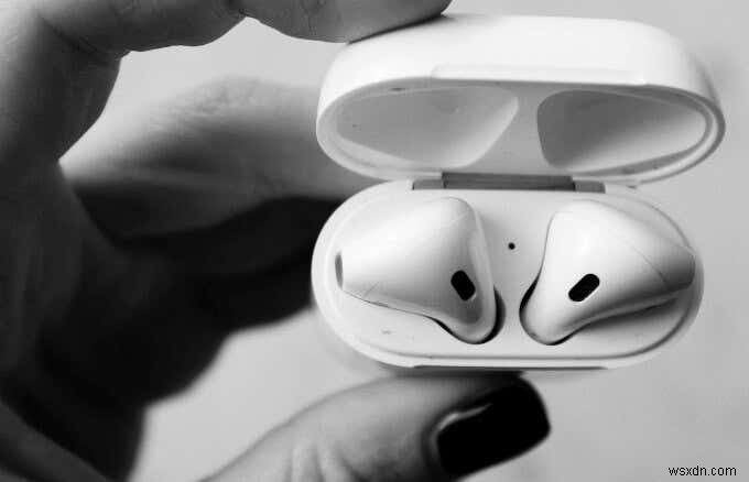 Cách kết nối AirPods với Chromebook