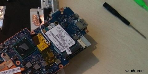Cách thay thế hoặc nâng cấp SSD trong máy tính bảng Windows 8