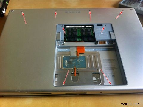 Cách Thay Đổi Ổ Đĩa DVD Của MacBook Thành SSD