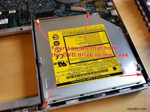 Cách Thay Đổi Ổ Đĩa DVD Của MacBook Thành SSD