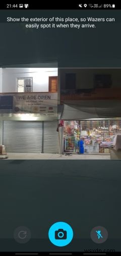 Tất cả cách báo cáo sự cố khi điều hướng với Waze