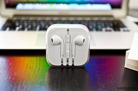 5 cách flagship điện thoại đang trở nên tồi tệ hơn