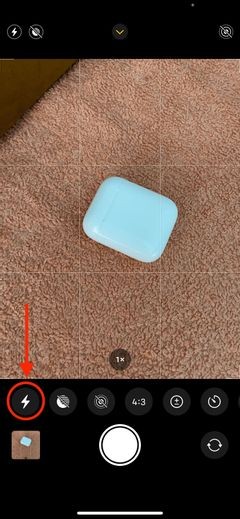 Cách bật đèn flash cho camera iPhone