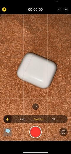Cách bật đèn flash cho camera iPhone