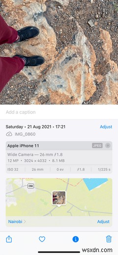 Cách điều chỉnh ngày, giờ và vị trí ảnh trên iOS 15