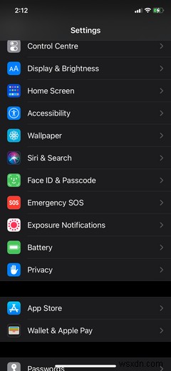 Cách mở khóa iPhone bằng Apple Watch khi đeo khẩu trang