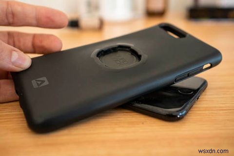 Cách vệ sinh iPhone bẩn: Hướng dẫn từng bước