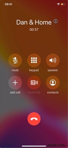 Cách thực hiện cuộc gọi hội nghị trên iPhone