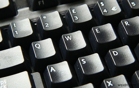 Gửi Email Cho Các Giám Đốc Của Công Ty Sản Xuất Máy Tính Có Thực Sự Giúp Được Gì Không?
