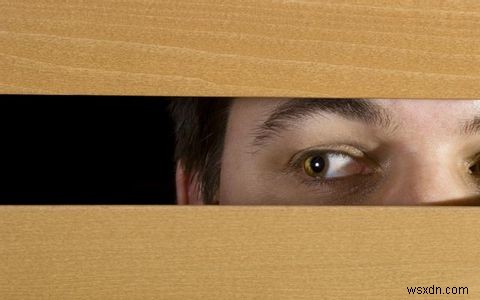 Tấn Công Hack: Cách Giữ Webcam An Toàn Từ Kẻ Lén Nhìn Trực Tuyến