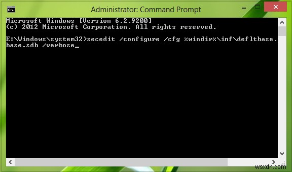 Tên tài khoản Other User không hiển thị trên màn hình Đăng nhập Windows 11/10