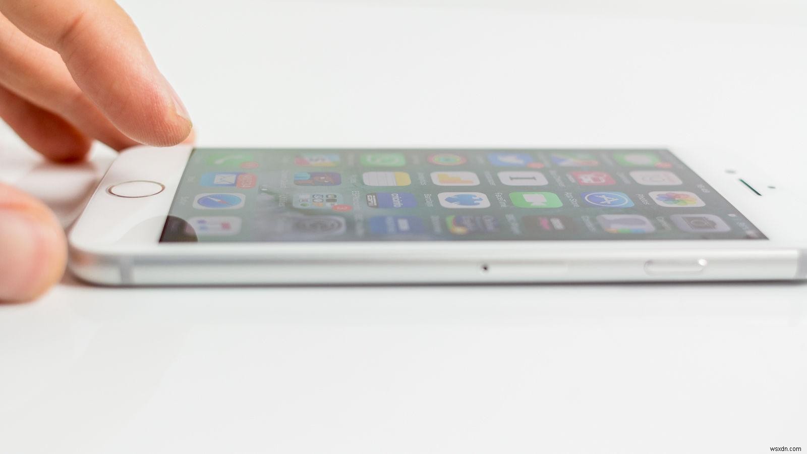 Chi phí và hạn chót thay pin iPhone