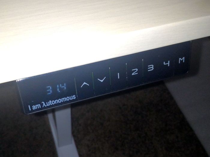Review Autonomous SmartDesk 2: Bàn Đứng Điện Giá Rẻ Chất Lượng Cao