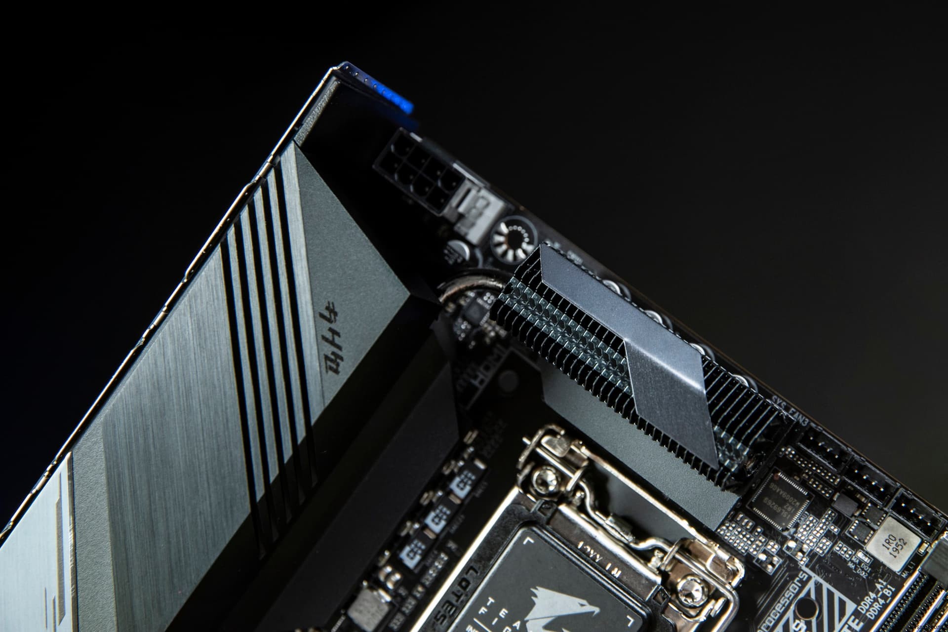 Cách Mainboard quản lý cung cấp điện: Vai trò của VRM