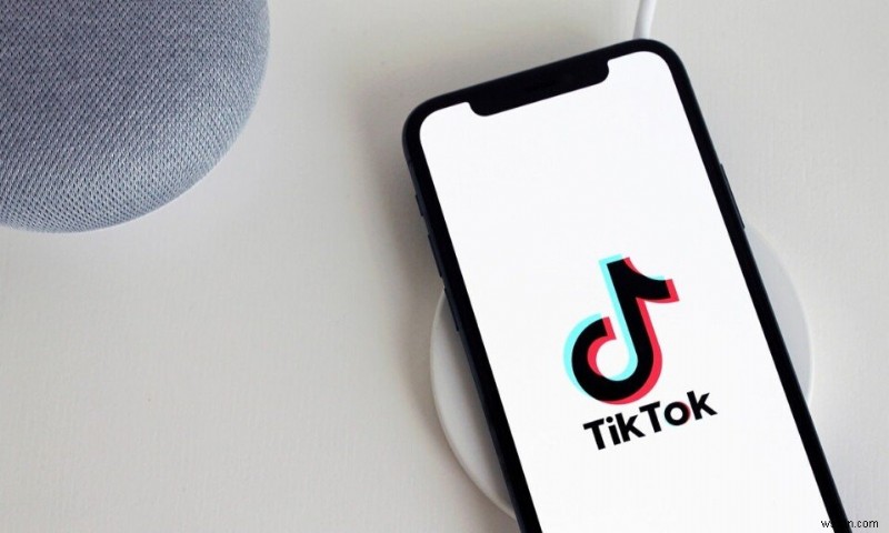 Cách Truy Cập TikTok Trung Quốc (Douyin) Trên iOS & Android: Hướng Dẫn Bước Đi Chi Tiết