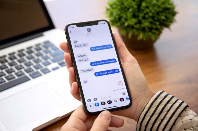 Đổi tên trò chuyện nhóm iPhone: Các bước dễ dàng cá nhân hóa iMessage
