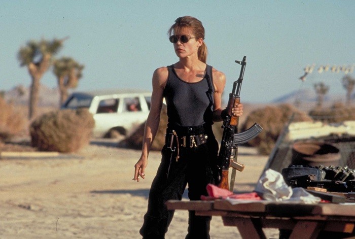 Trang Trọng Carrie Fisher: 6 Nữ Chính Đạo Diễn Kỳ Lạ Trong Phim Sci-Fi