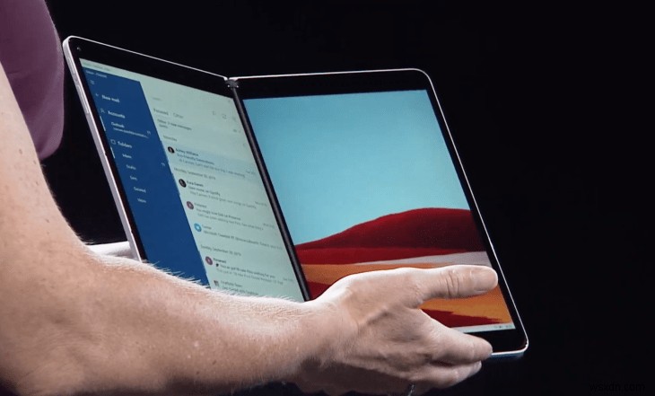 Microsoft trì hoãn hỗ trợ Windows 10X màn hình kép đến 2022