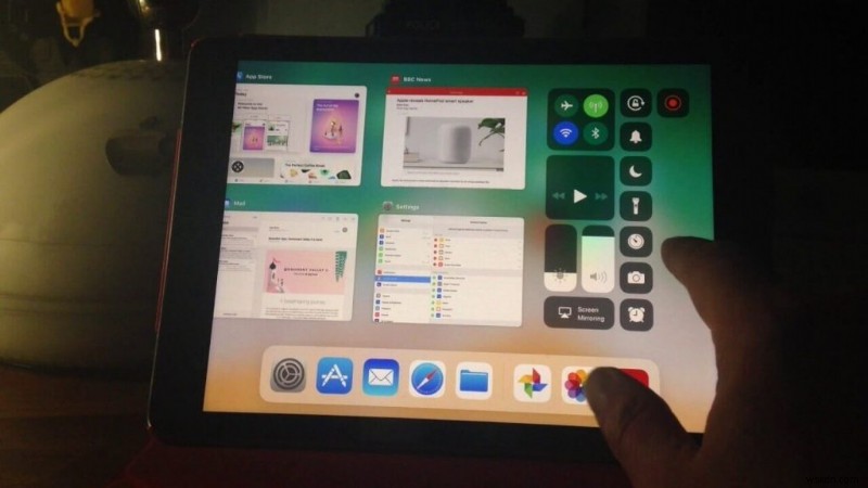 Quay Màn Hình iPhone Dễ Dàng Với Tính Năng Mặc Định iOS 11