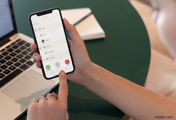 Xóa trùng danh bạ iPhone: Các bước dễ dàng để tìm, gộp và xóa