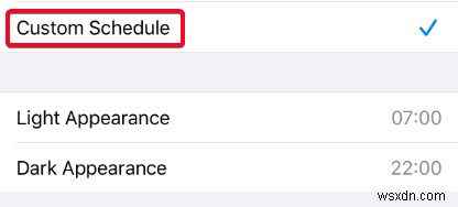 Tối ưu sử dụng iPhone ban đêm: Mẹo chuyên gia giảm mỏi mắt