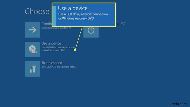 Cách phục hồi Windows 10 bằng USB khôi phục