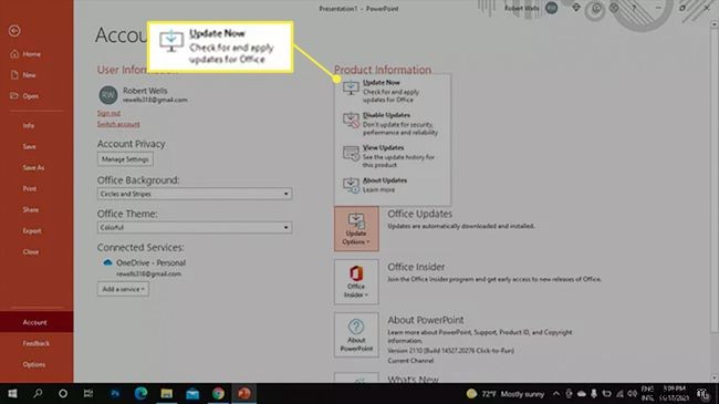 Cách cập nhật PowerPoint trên Windows và Mac