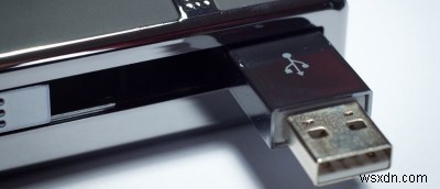 Cách dễ dàng tải xuống và tạo bản phân phối USB Linux trong Windows