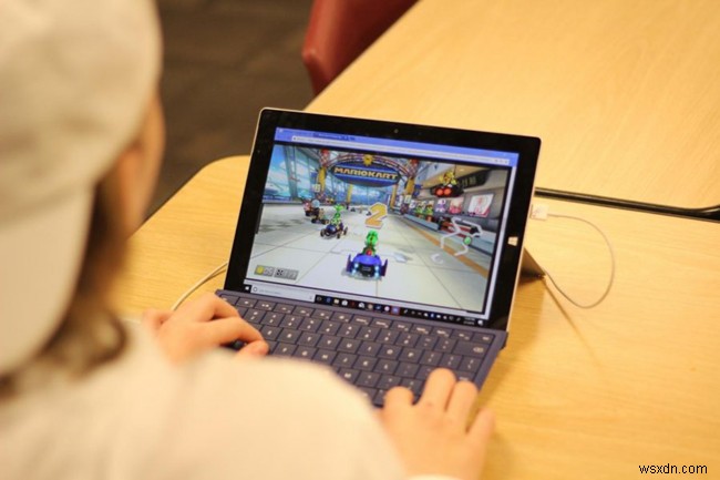 Tại sao học sinh cần trò chơi điện tử trong chương trình giảng dạy của họ? 