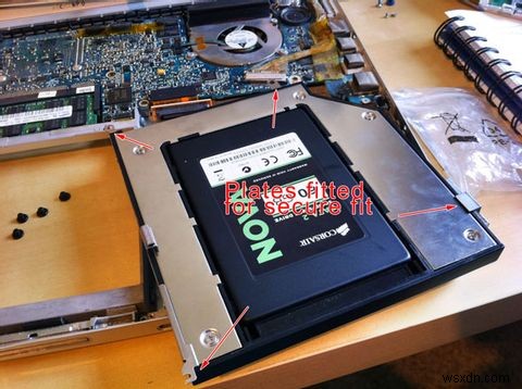 Cách hoán đổi ổ DVD Macbook của bạn thành ổ SSD 