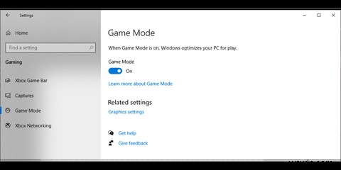 Ngăn màn hình của bạn bị mờ khi chơi trò chơi trong Windows 10 