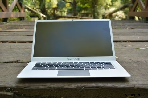 Đánh giá Pinebook 64:Máy tính xách tay 100 đô la không khủng khiếp 