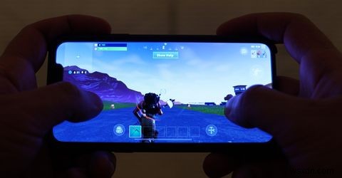 Fortnite Battle Royale trên thiết bị di động có đáng chơi không? 