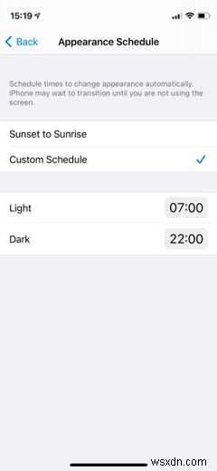Cách sử dụng Chế độ tối trên iPhone hoặc iPad của bạn 