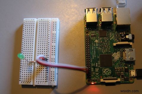 Tạo đèn thông báo Gmail trên Raspberry Pi 