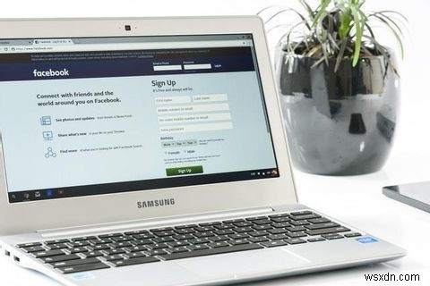 Hồ sơ bóng trên Facebook là gì? 