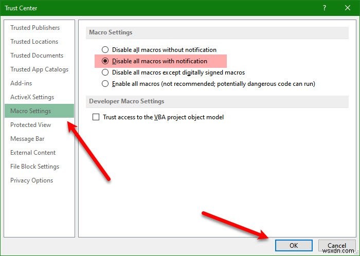 Microsoft Excel đang cố gắng khôi phục thông tin của bạn 