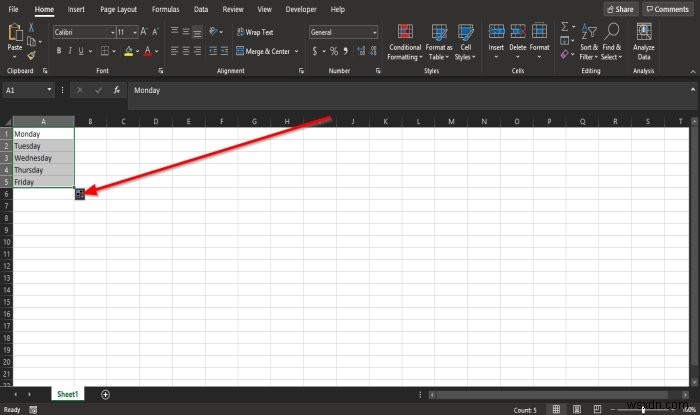 Tùy chọn Tự động điền không hiển thị trong Excel; Làm thế nào để kích hoạt nó? 