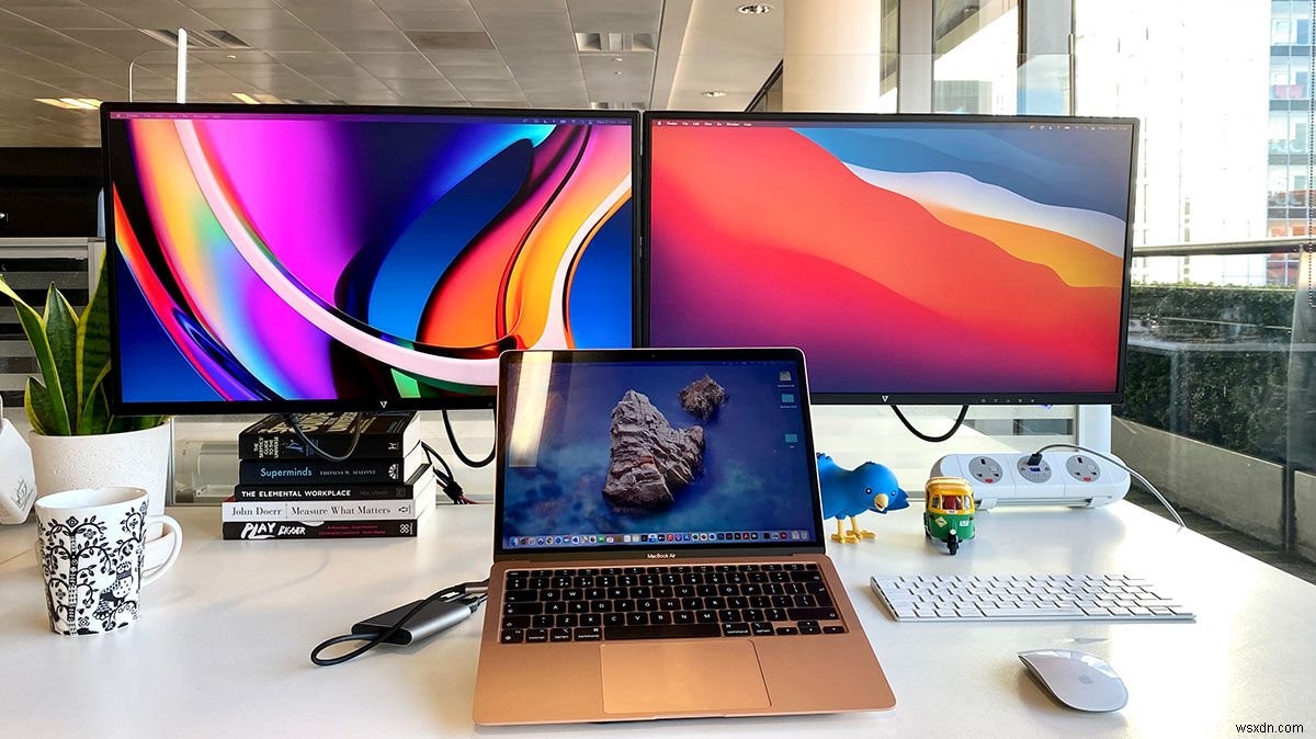 Cách kết nối hai hoặc nhiều màn hình bên ngoài với Apple Silicon M1 Macs 