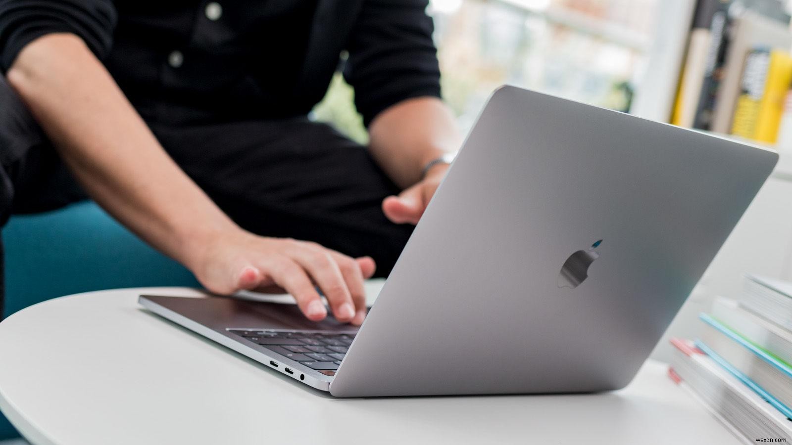 Cách thêm nhiều cổng vào MacBook 