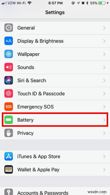 Bạn có một chiếc iPhone chạy chậm? Cách kiểm tra xem Apple có đang điều chỉnh iPhone của bạn hay không 