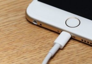 Bạn có nên luôn dùng sạc chính hãng cho điện thoại?