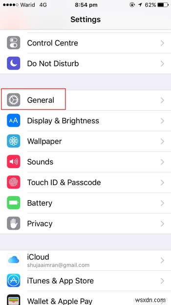 Sử dụng Bàn phím biểu tượng cảm xúc bí mật của Apple trên iPhone của bạn 