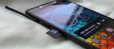 MTE giải thích:Tại sao các nhà sản xuất không bao gồm khe cắm thẻ nhớ Micro-SD trong điện thoại của họ? 