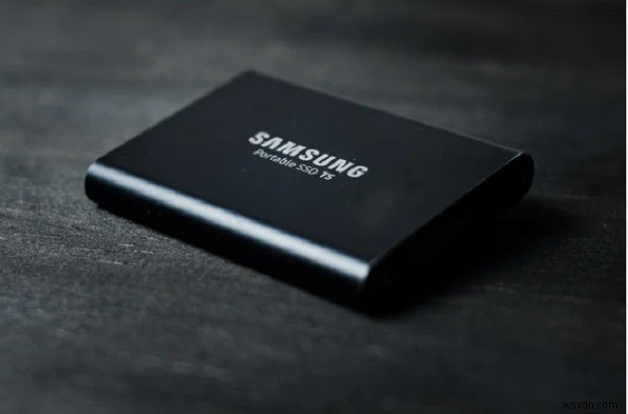 SSD so với HDD và USB Flash Drive:Mọi thứ bạn cần biết 