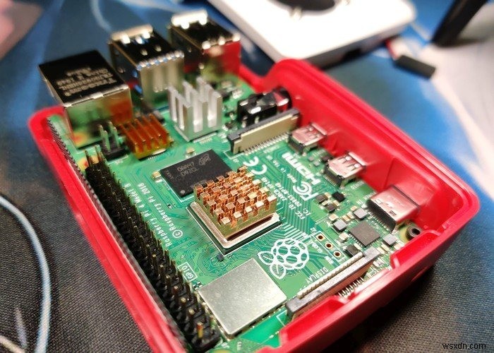 Cách tạo Vỏ Raspberry Pi 4 với Quạt 