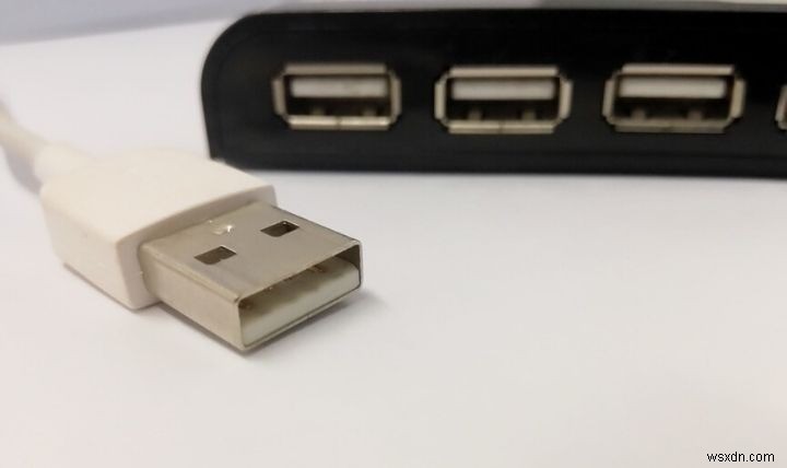 USB C so với USB 3 so với Thunderbolt:Tất cả những gì bạn cần biết 