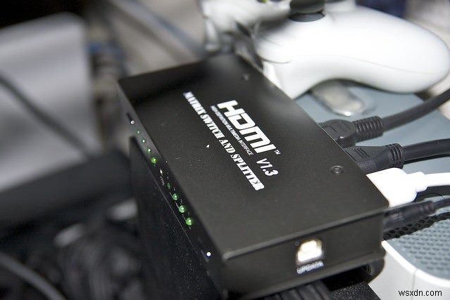 Bộ chia HDMI so với Bộ chuyển mạch:Khi nào bạn nên sử dụng chúng? 